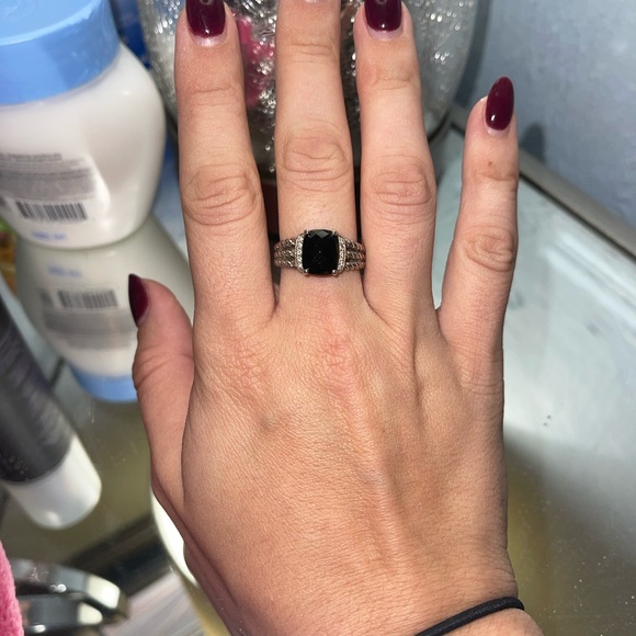 SOLD!!!! DAVID YURMAN Wheaton Petite Ring with Diamonds (black onyx) size 7 - Picture 8 of 9